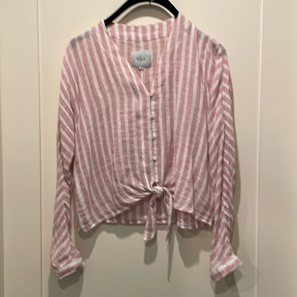 Rails XS button-down - Picture 1 of 2